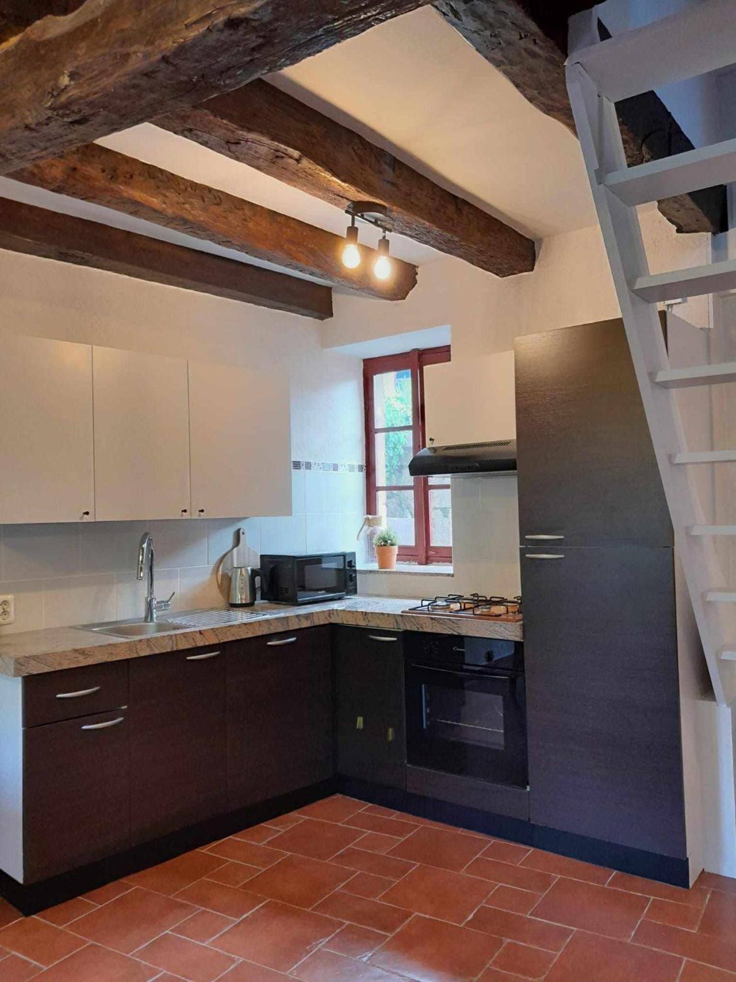 Gite "La Petite" Saint-Benoit-du-Sault ภายนอก รูปภาพ